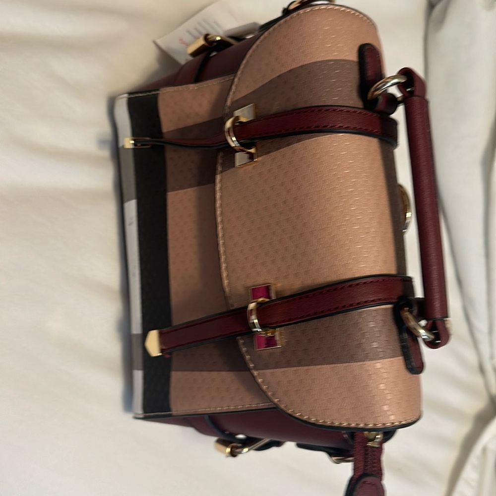 Hand bag you can use it backpack, new with tag never used
